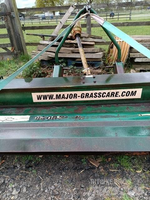 Major 8400 TOPPER Mulcher