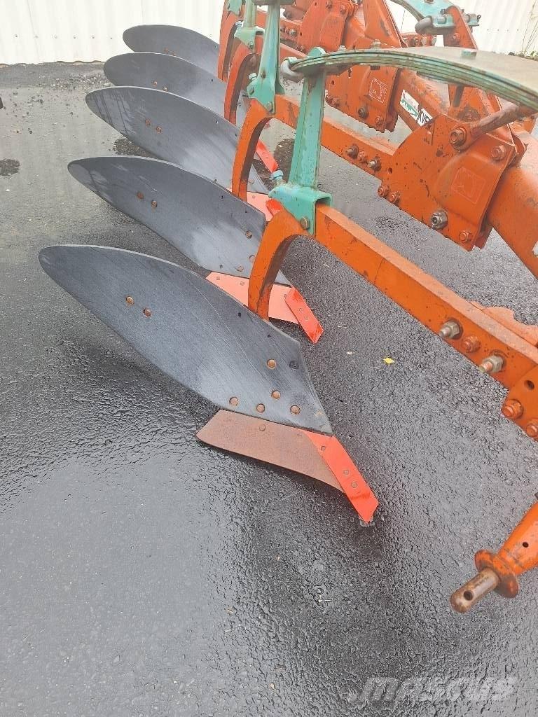 Kverneland W2 Konventionelle Pflüge