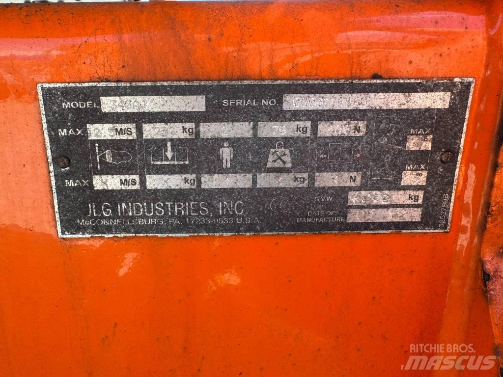 JLG 340AJ Gelenkteleskoparbeitsbühnen