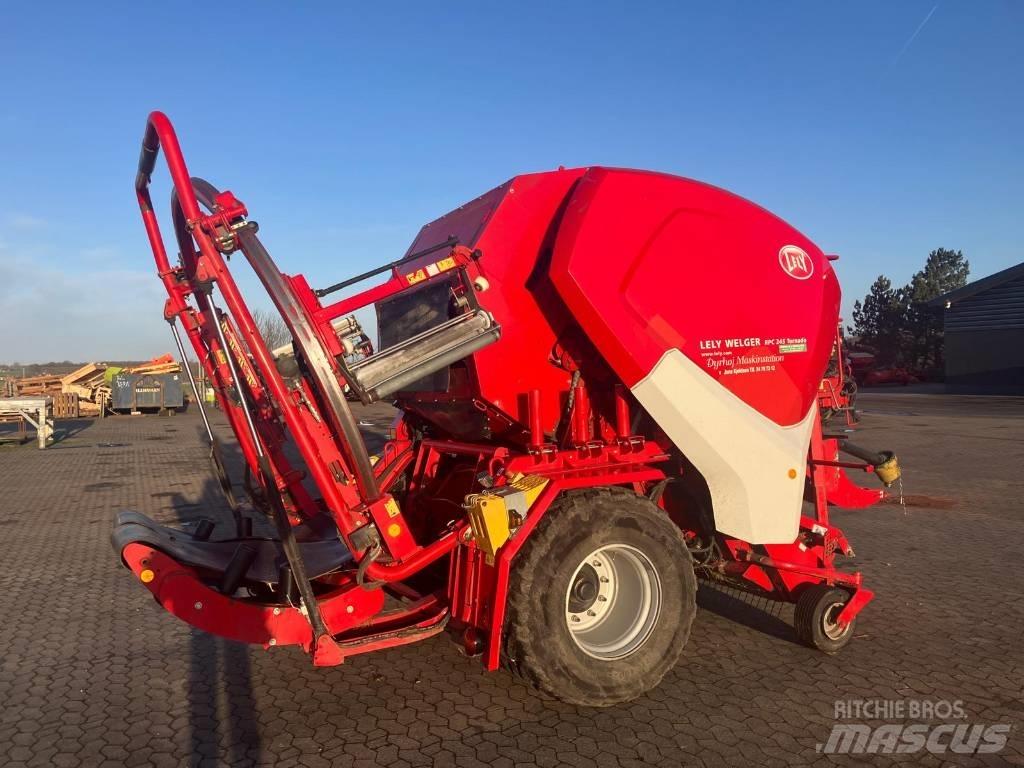 Lely Tornado 245 RP Rundballenpressen