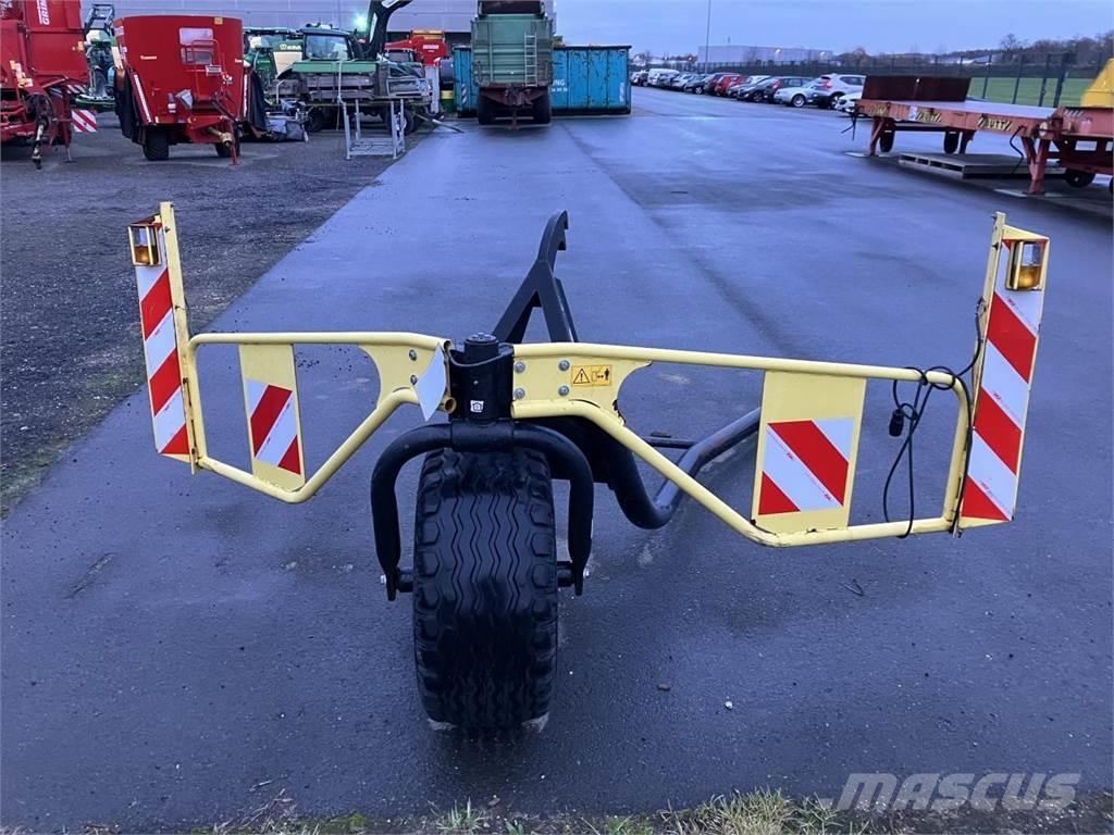 Kemper 400F Sonstige Grünlandgeräte