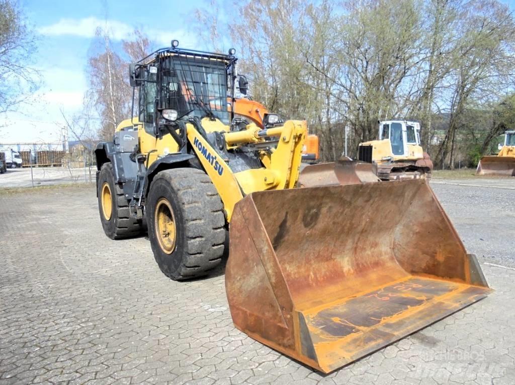Komatsu WA 270-7 Radlader