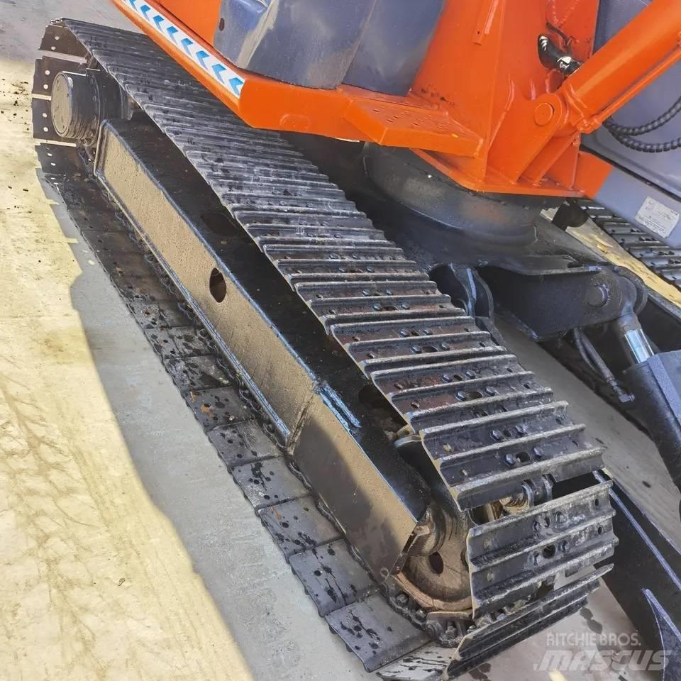 Hitachi ZX70 Raupenbagger