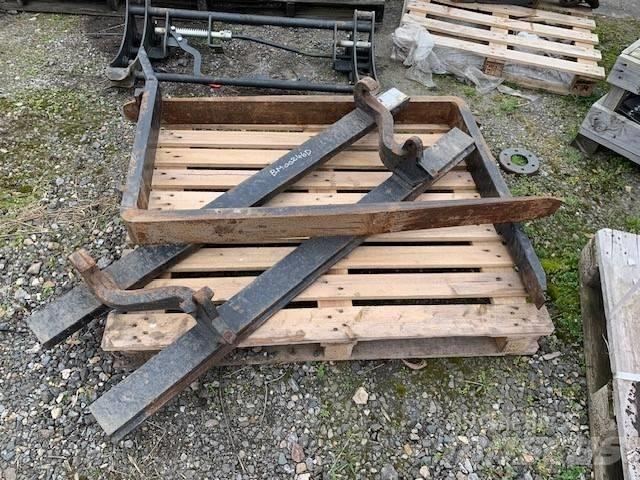 Ålö PALLET TINES Weitere Lade- und Grabgeräte