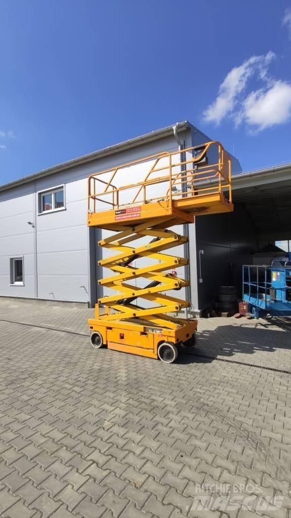 Haulotte Compact 12 Scheren-Arbeitsbühnen