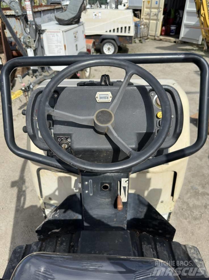 Ingersoll Rand DD 16 Erdbauwalzen