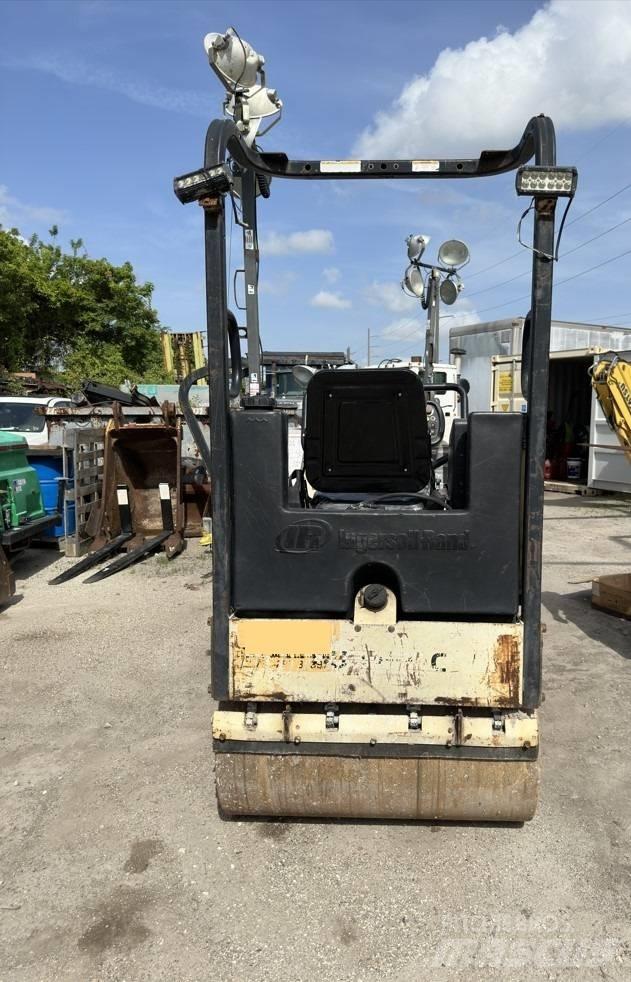 Ingersoll Rand DD 16 Erdbauwalzen