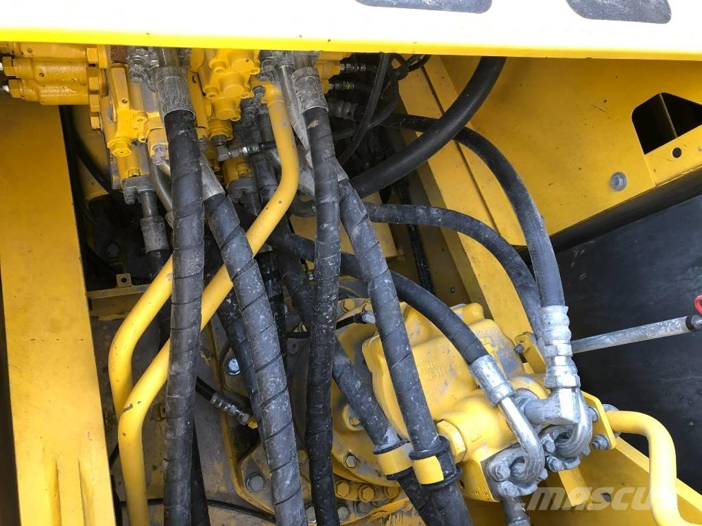 Komatsu 240-8 Raupenbagger