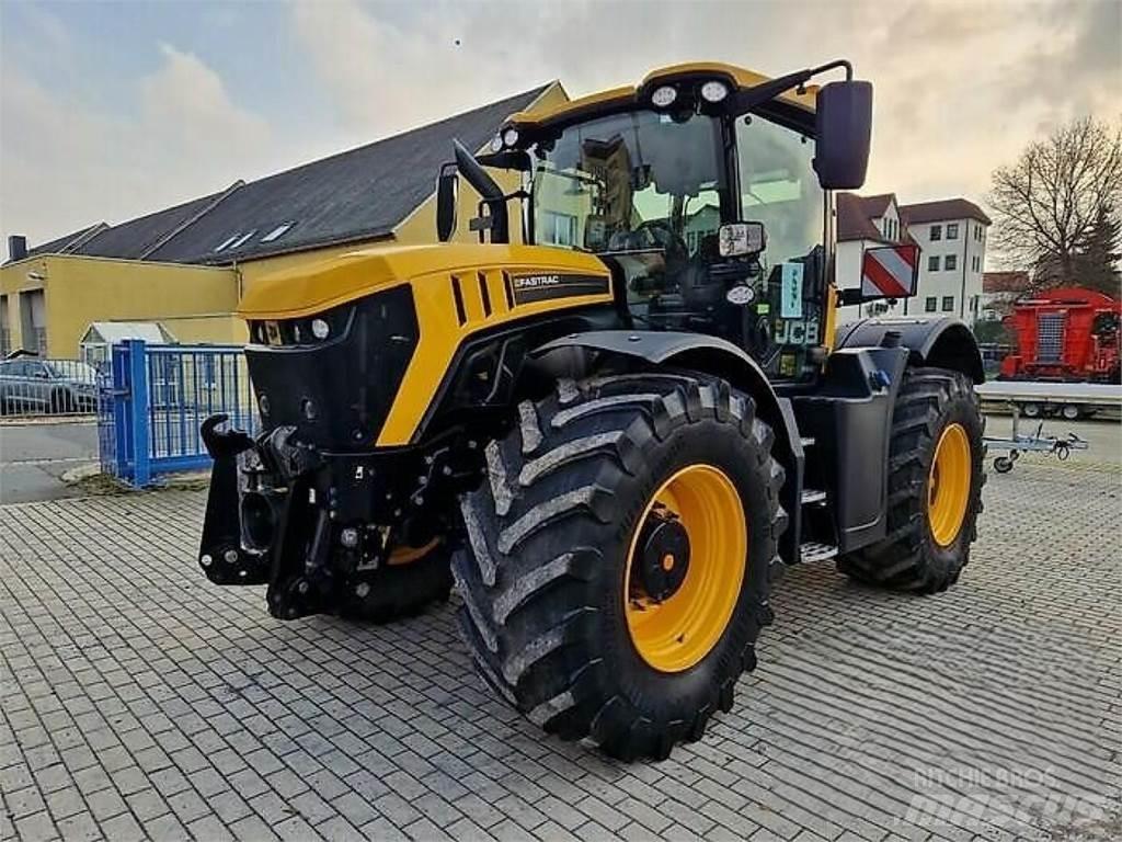 JCB 4220 Fastrac Traktoren