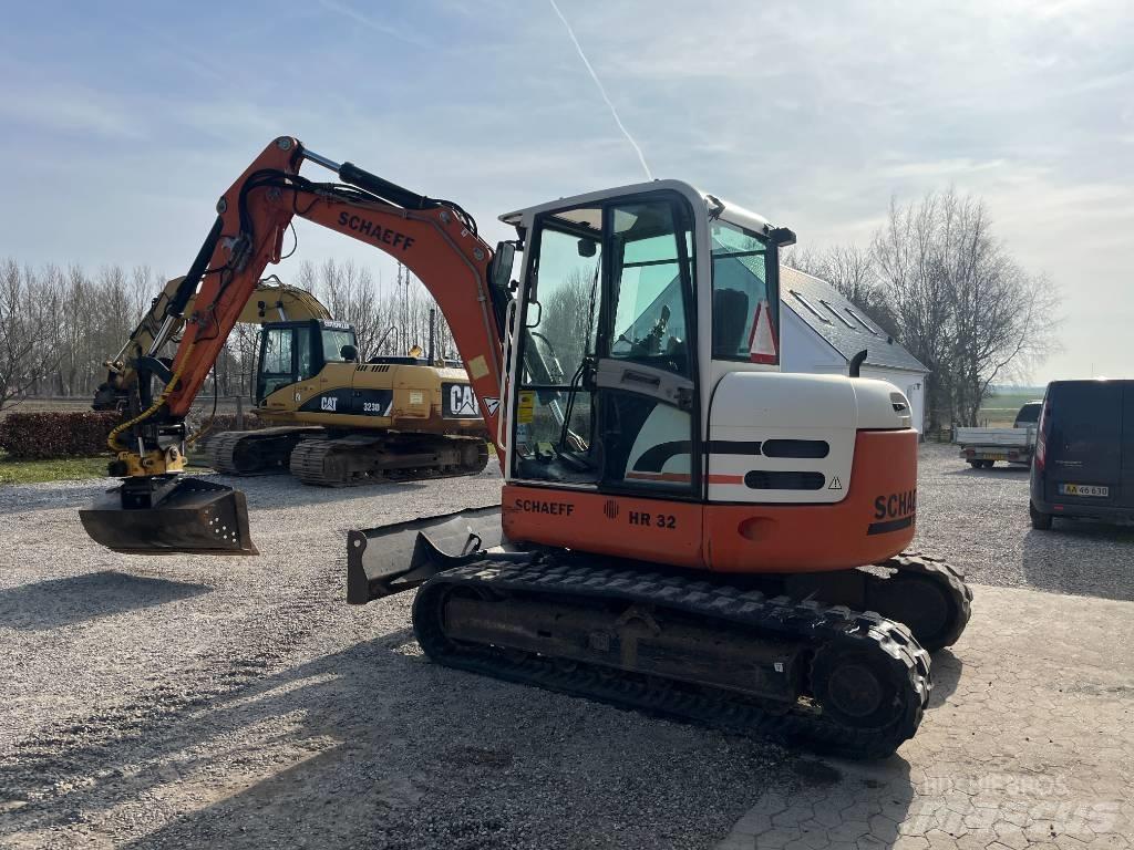 Schaeff HR 32 Midibagger  7t - 12t