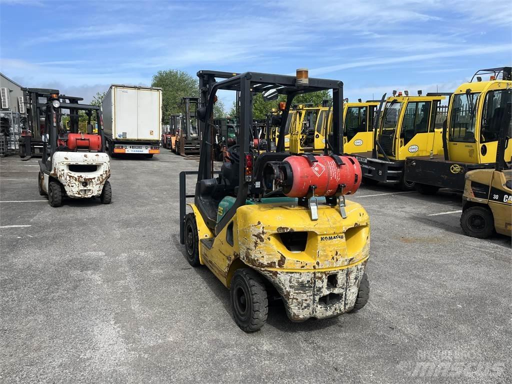 Komatsu FG25HT-16R LPG heftrucks