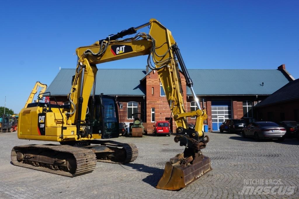CAT 320 FL Raupenbagger