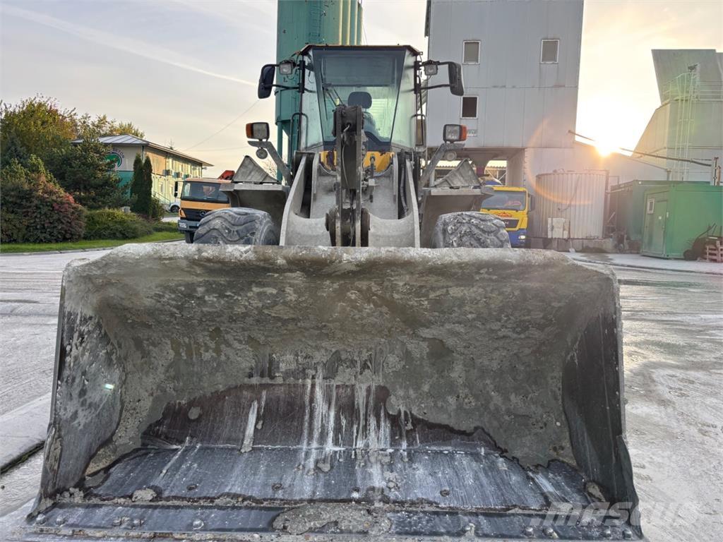 Komatsu WA 200-6 Sonstige Baumaschinen