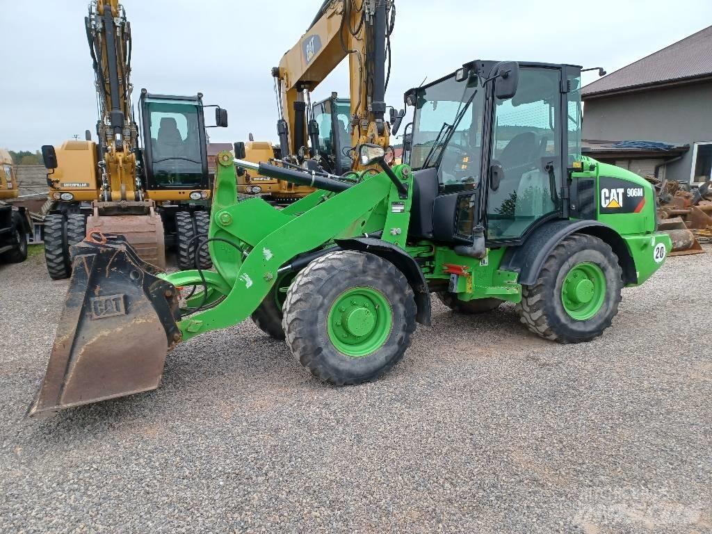 CAT 906M Radlader
