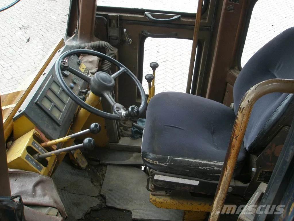 Komatsu W40-2 Radlader