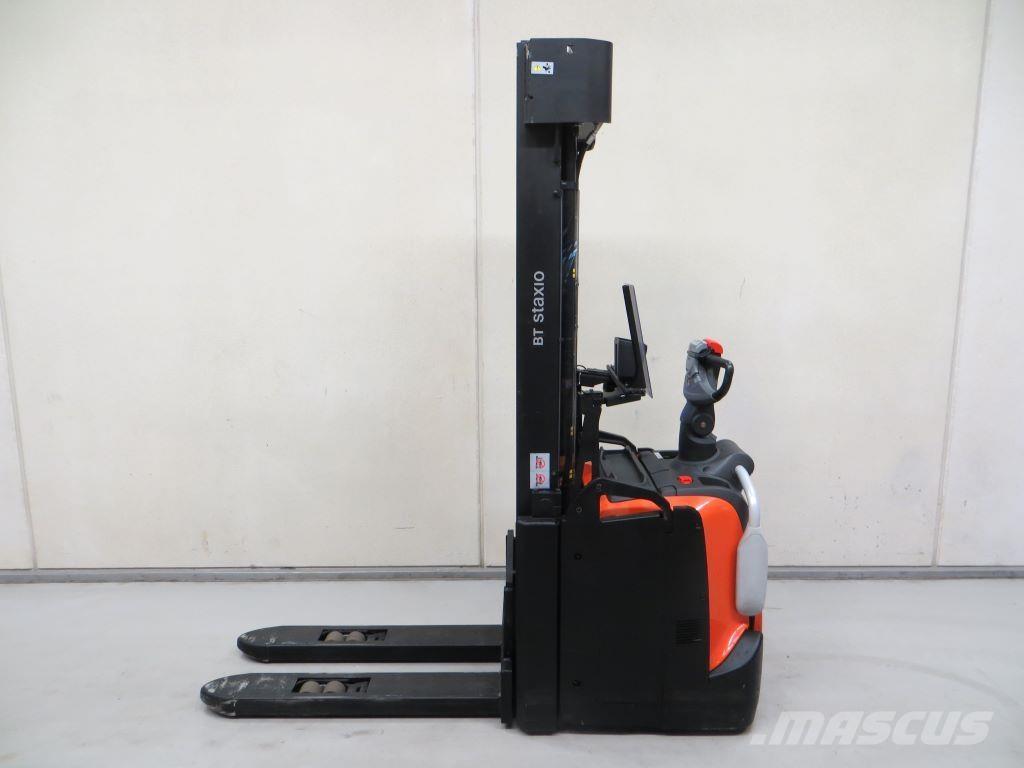 BT SPE140L Zelfrijdende stapelaars