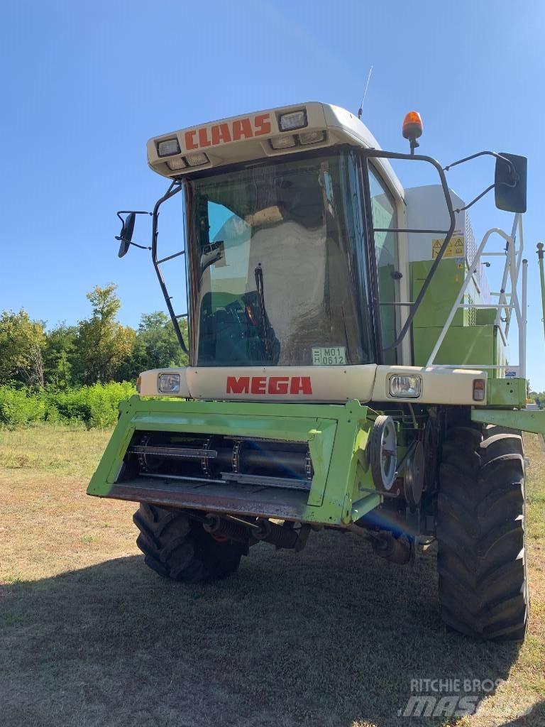 class mega II 208 Mähdrescher