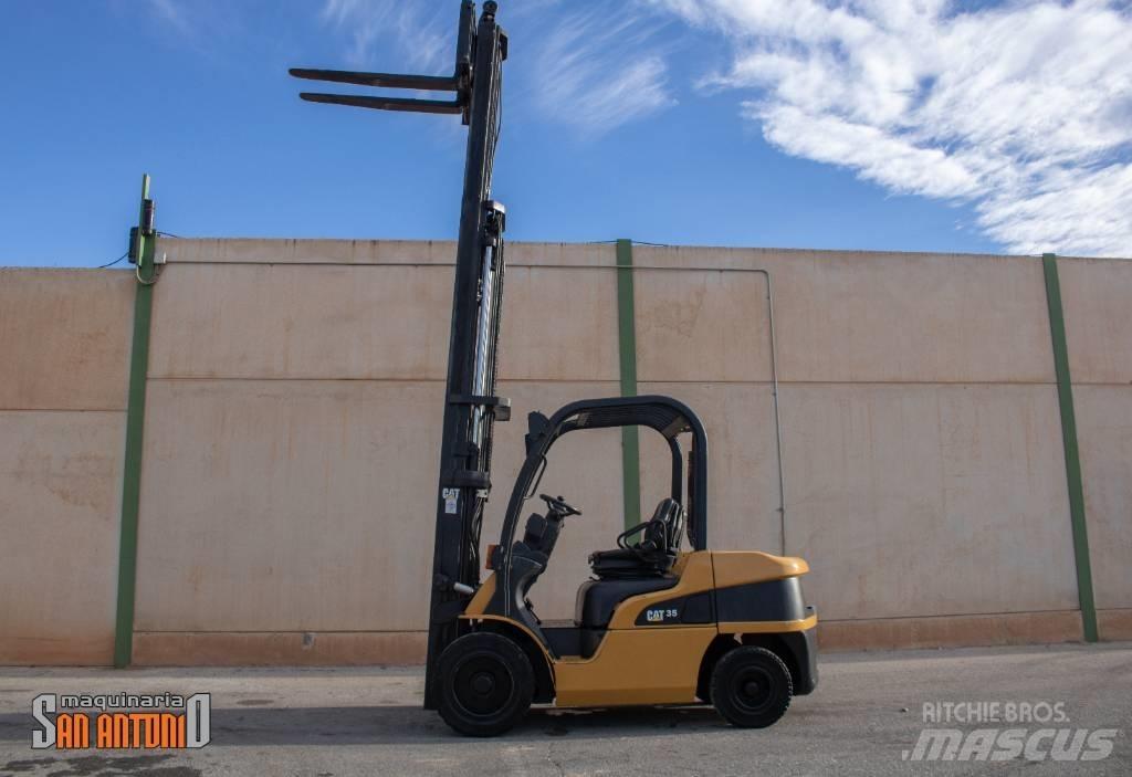 CAT DP 35 N Diesel heftrucks