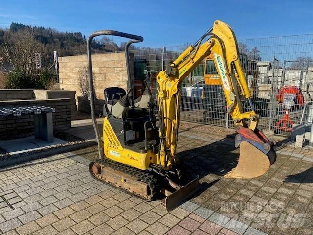 New Holland E 09 SR Minibagger < 7t