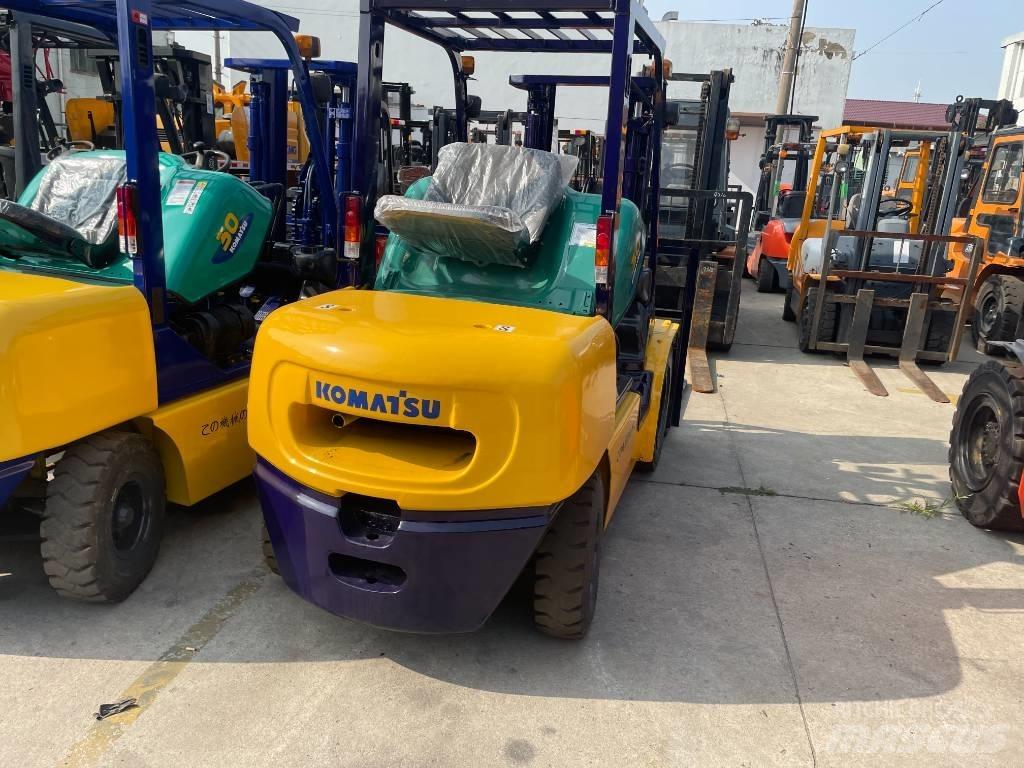 Komatsu 3 T Teleskoplader
