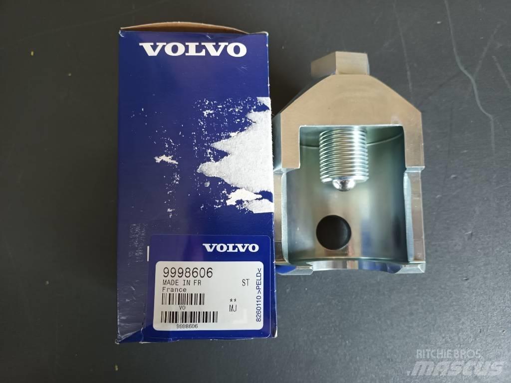 Volvo PULLER 9998606 Motoren