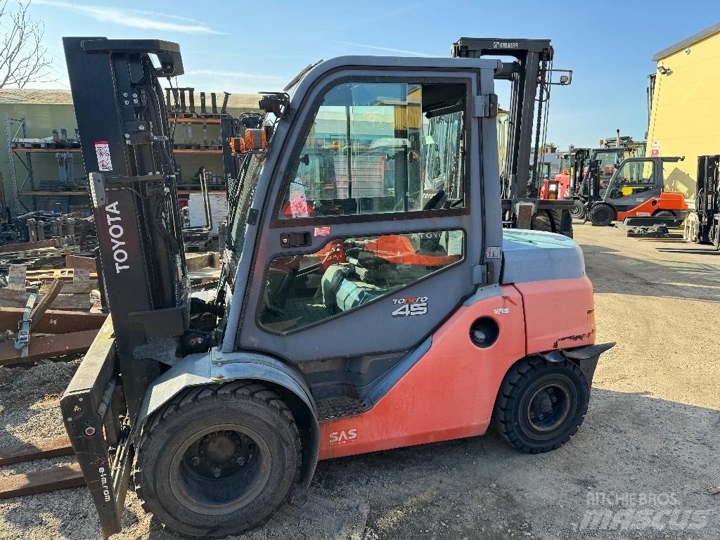Toyota 40-8FD40N Diesel heftrucks