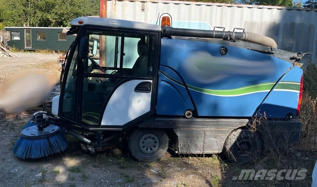 Johnston Compact 25 Kehrer