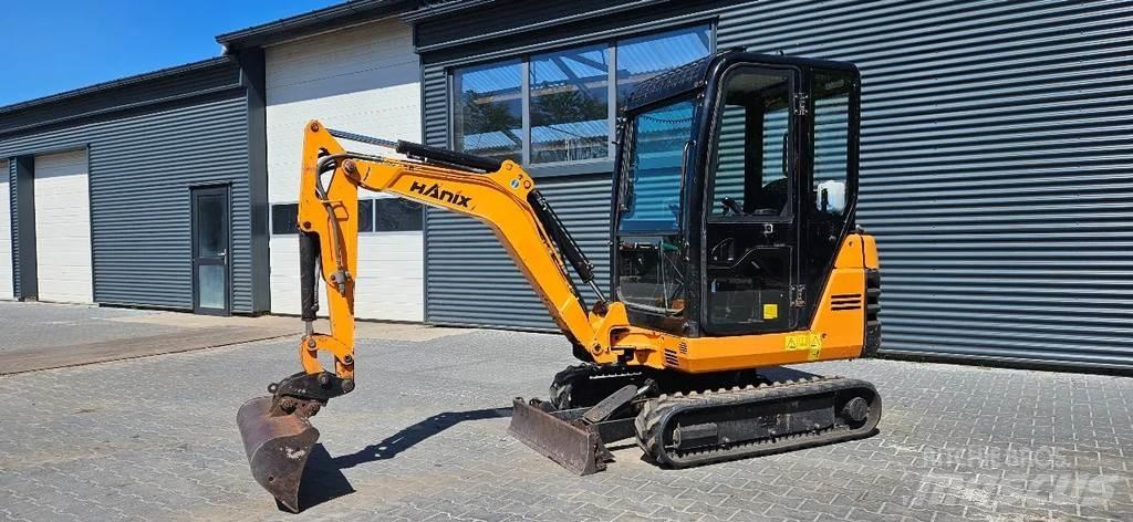Hanix H 17D Minibagger < 7t