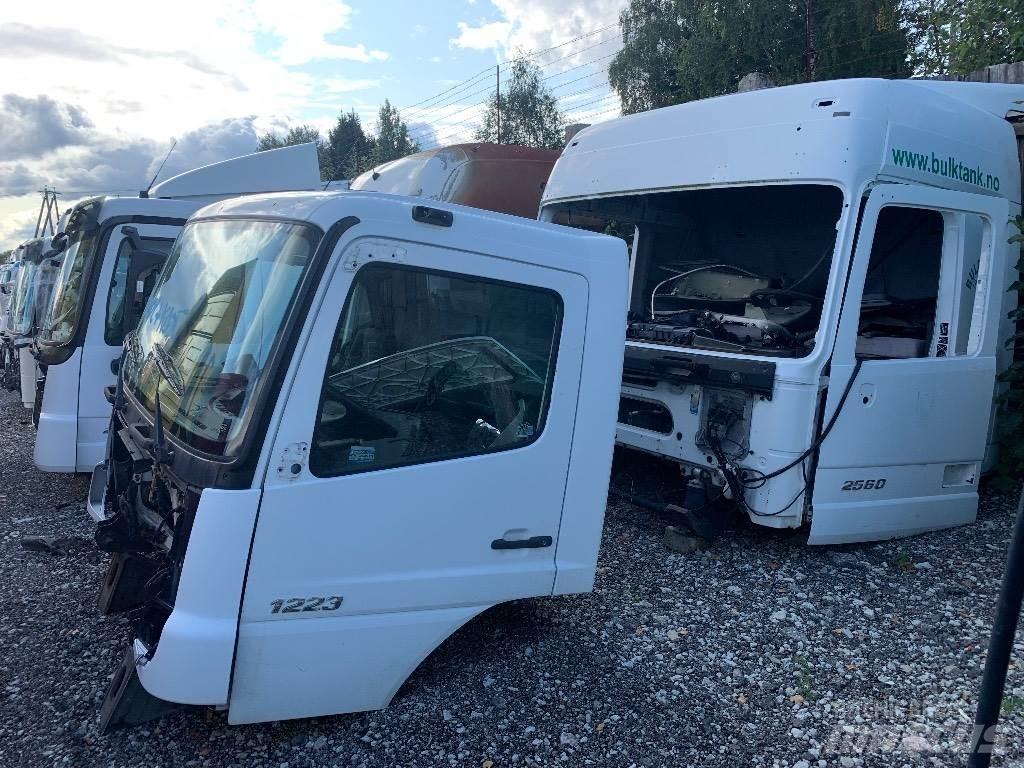 Mercedes-Benz Cabins Kabinen