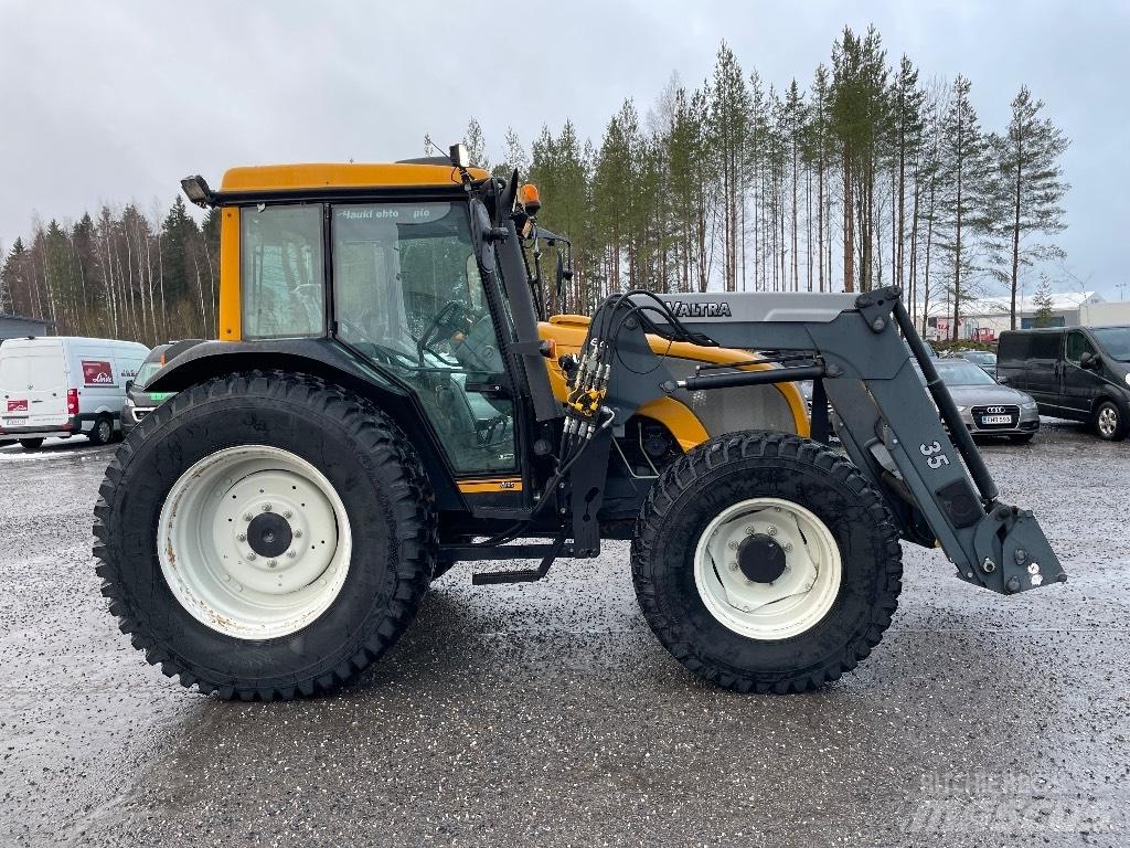 Valtra A 95 Traktoren