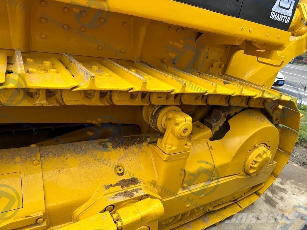 Shantui SD 32 Bulldozer