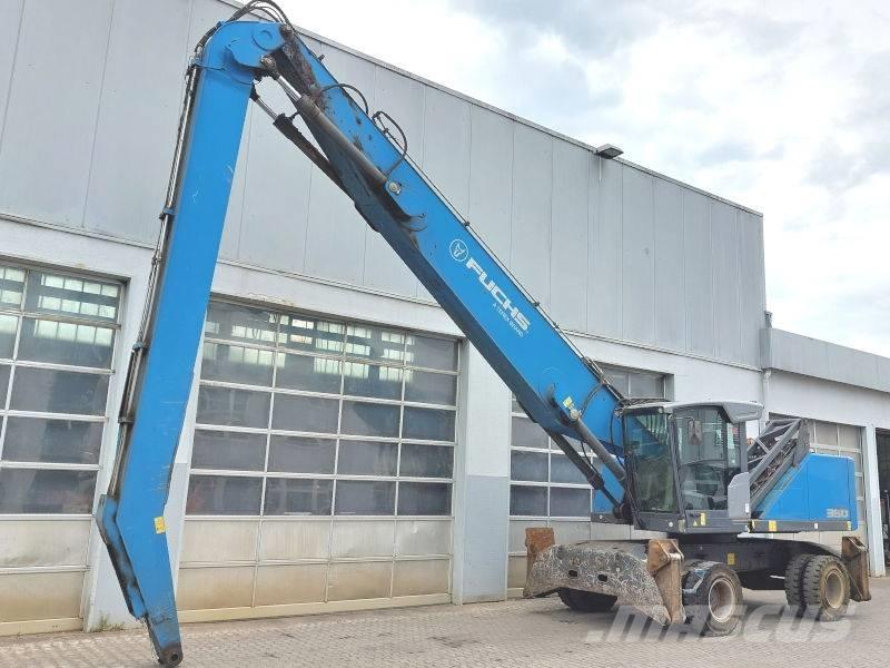 Fuchs MHL 350 F Materialumschlag