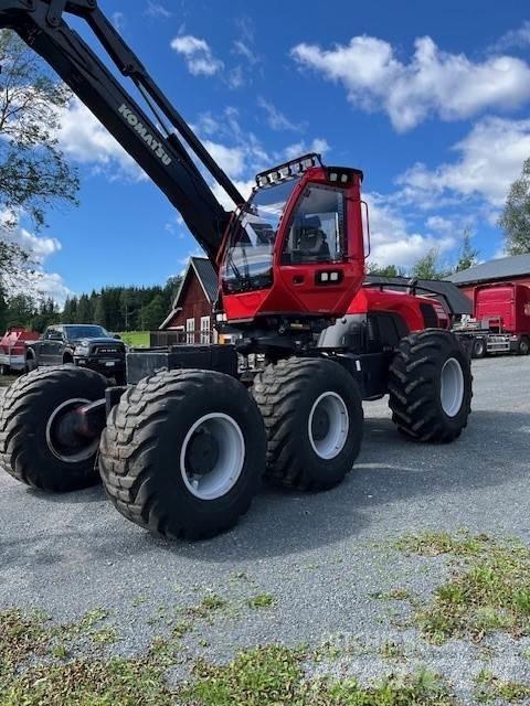 Komatsu 951 Harvester