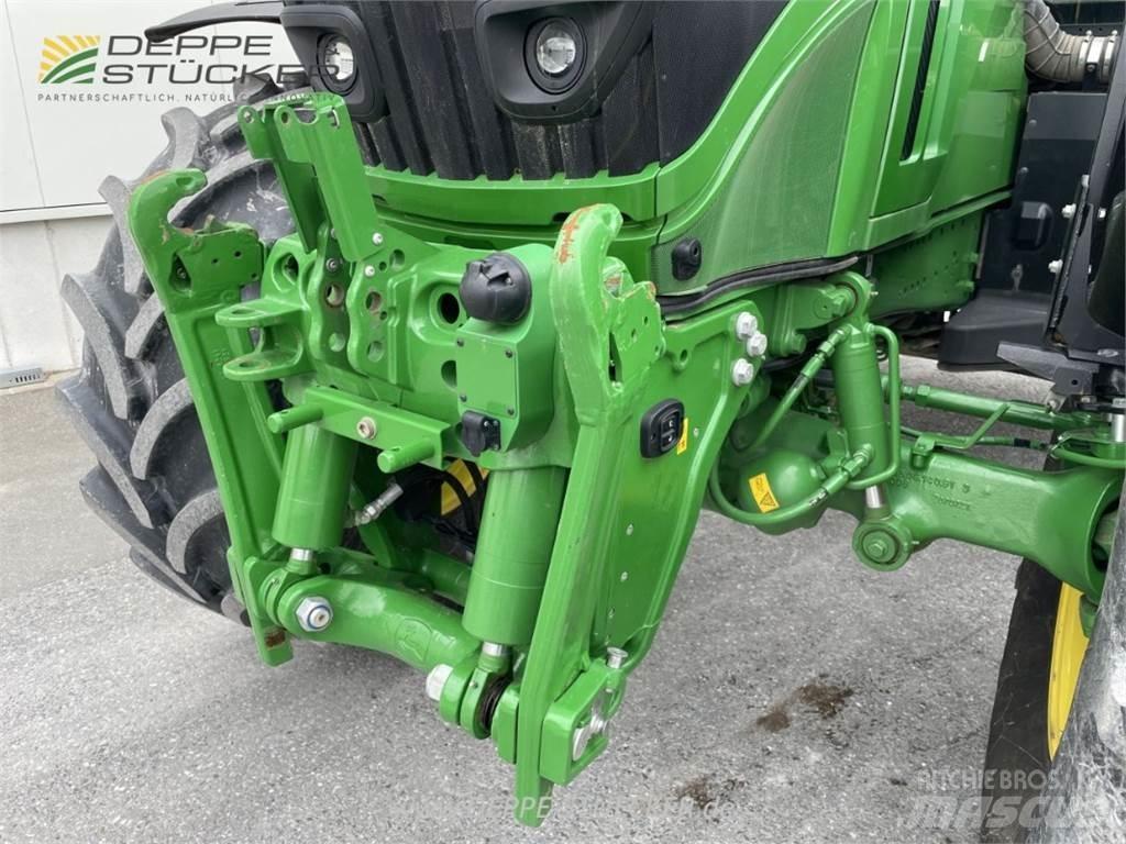 John Deere 6230R Traktoren