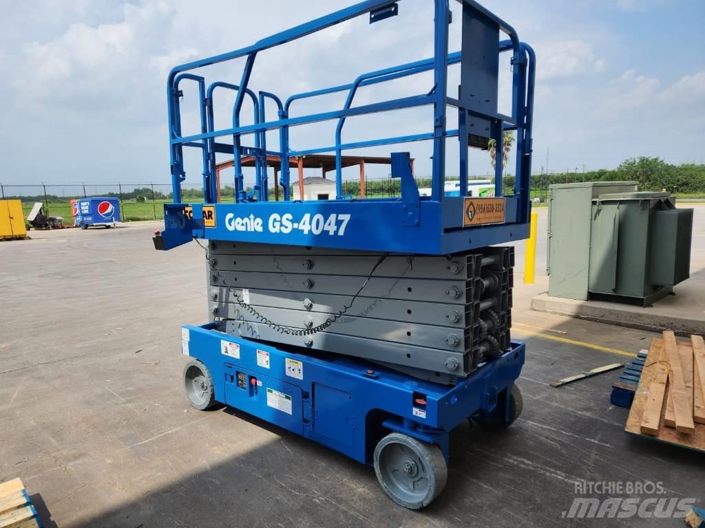 Genie GS 4047 Scheren-Arbeitsbühnen