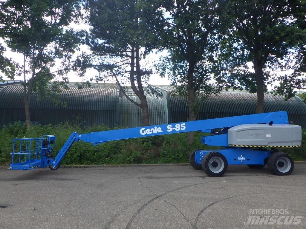 Genie S85 Teleskopbühnen
