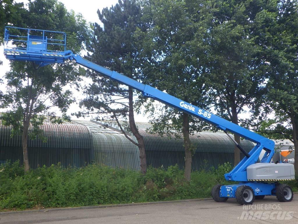 Genie S85 Teleskopbühnen