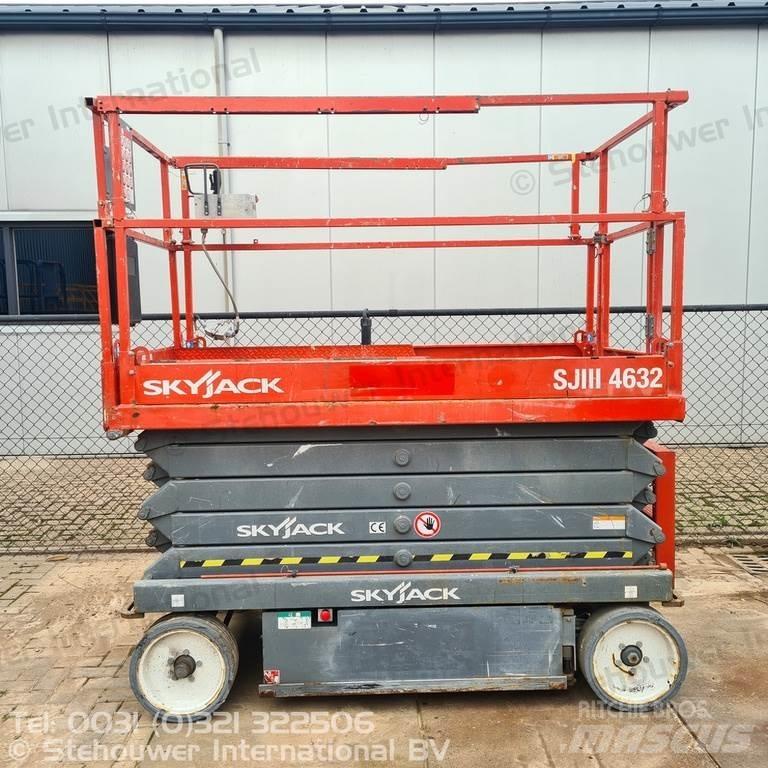 SkyJack SJ4632 Scheren-Arbeitsbühnen