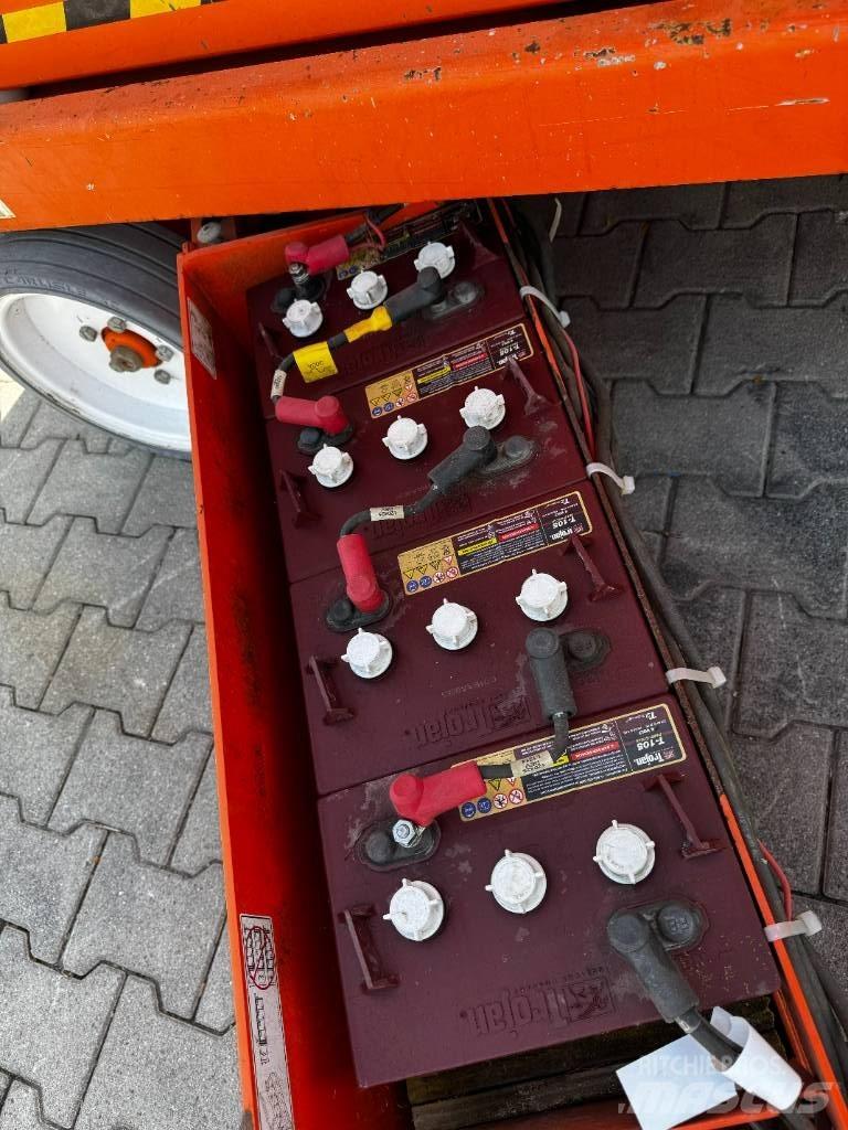 SkyJack SJIII 4632 Scheren-Arbeitsbühnen