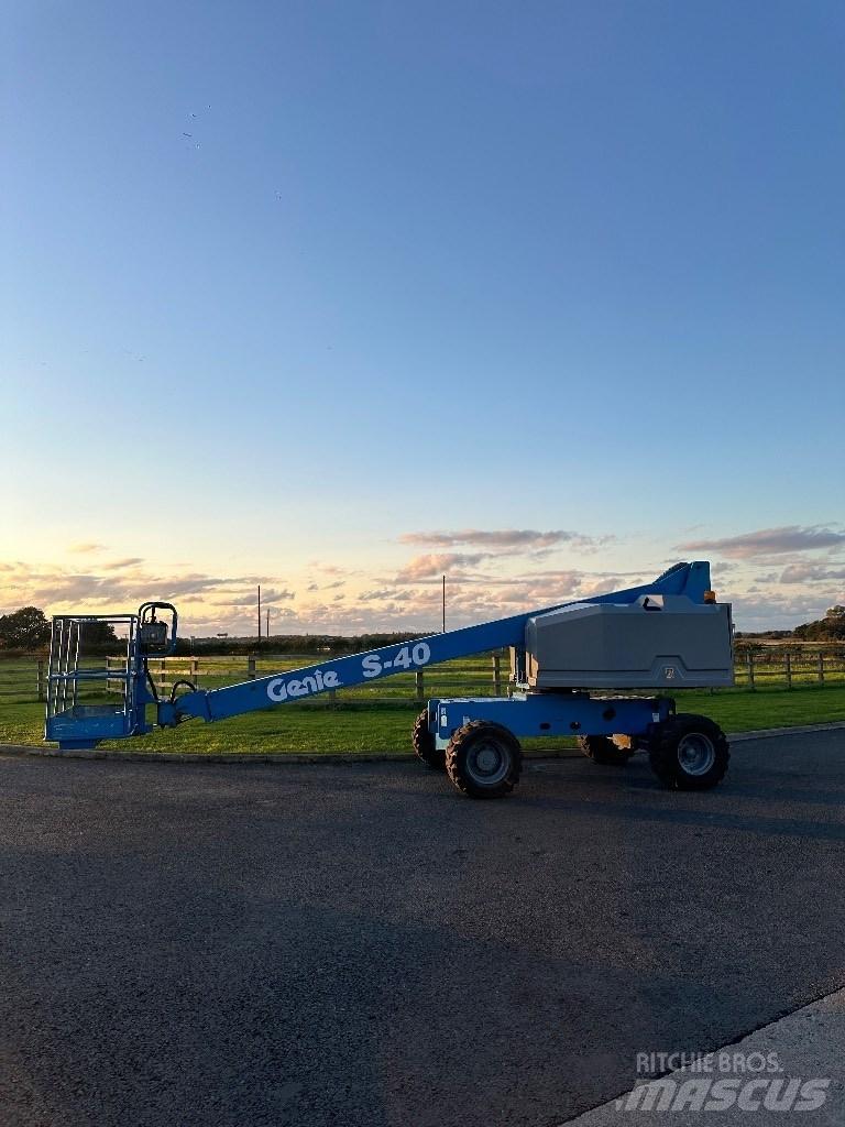Genie S 40 Teleskopbühnen