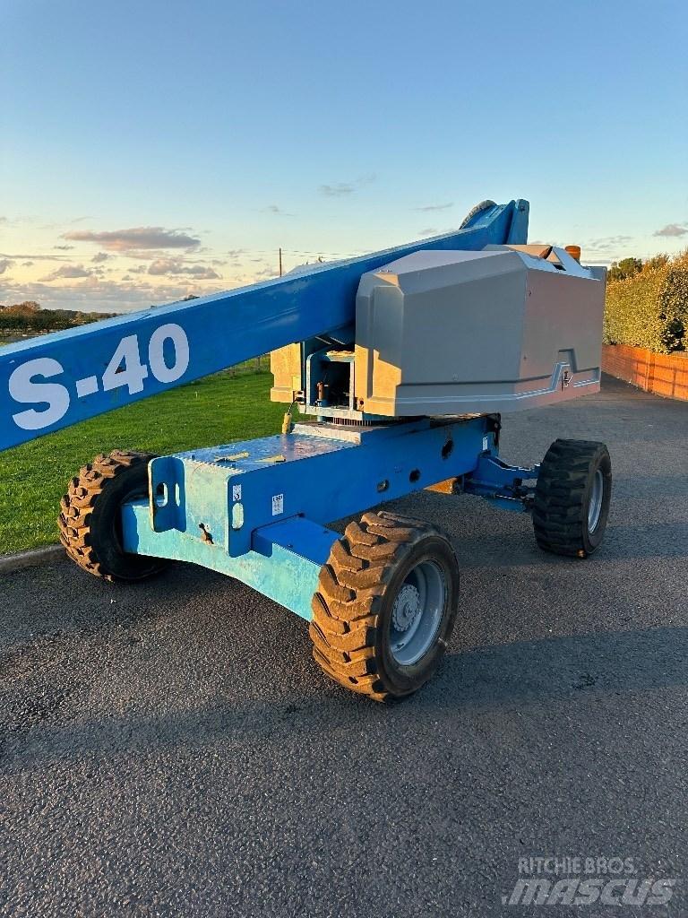 Genie S 40 Teleskopbühnen