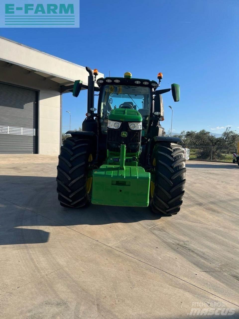 John Deere 6250R Traktoren