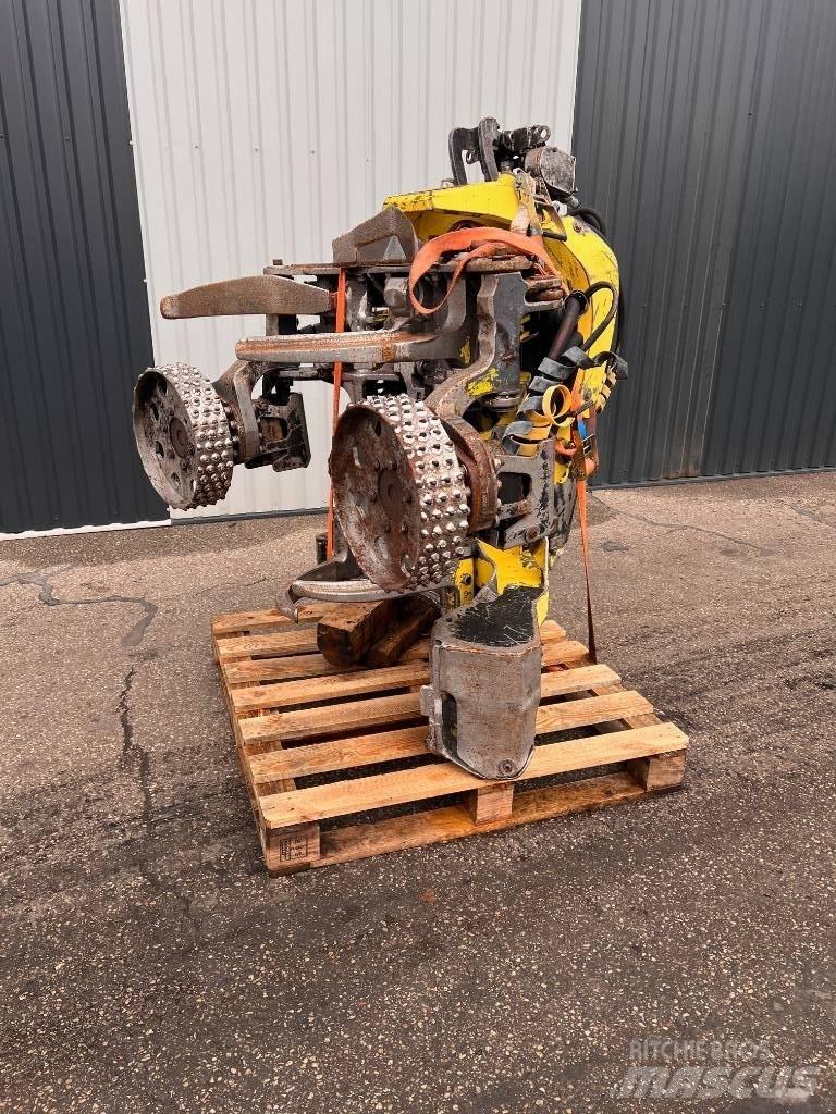 John Deere H 480 Schneidwerke