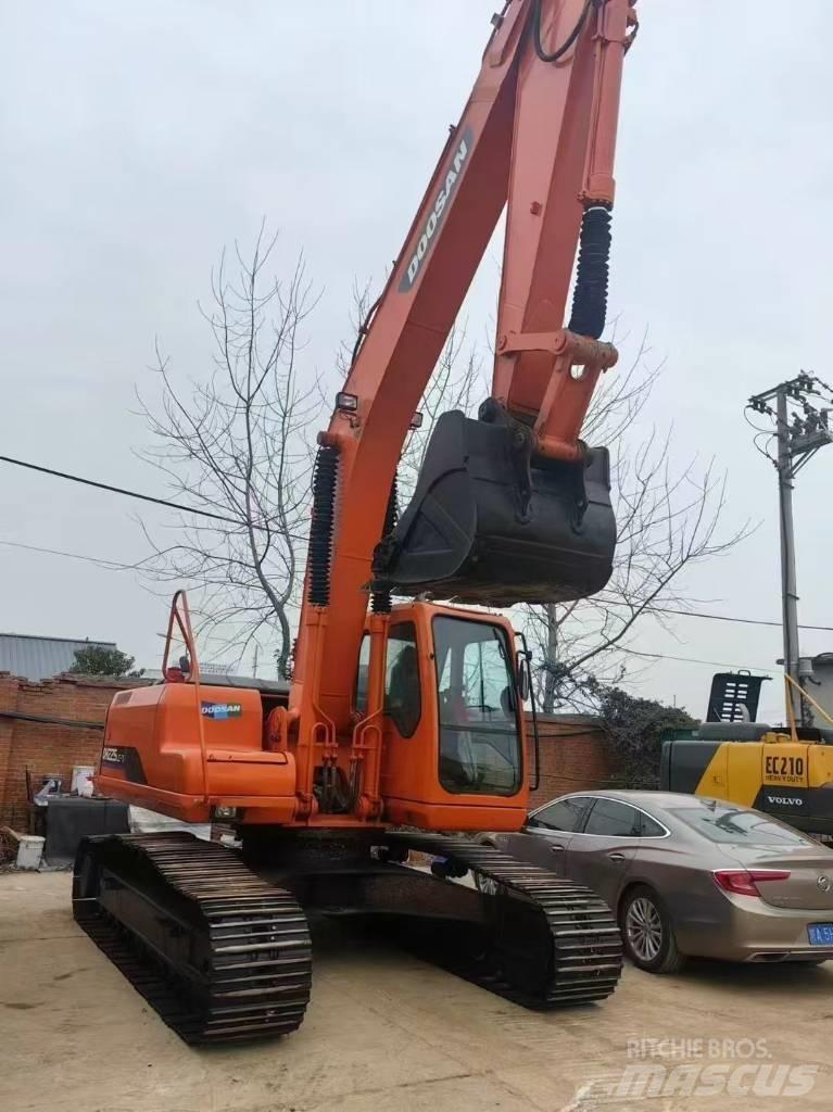 Doosan 225-7 Raupenbagger
