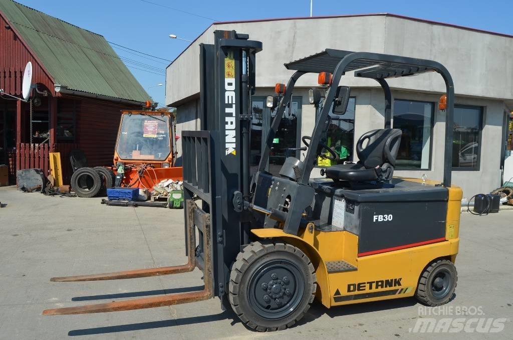 Detank FB30 Elektrische heftrucks