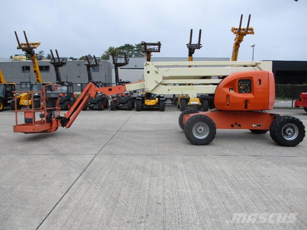 JLG 510 AJ (271) Kompakte selbstfahrende Hebebühnen