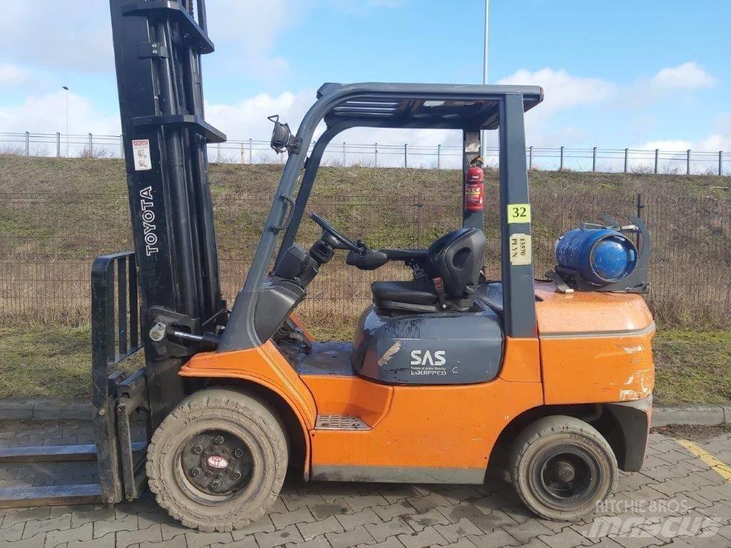 Toyota 7FG35 LPG heftrucks