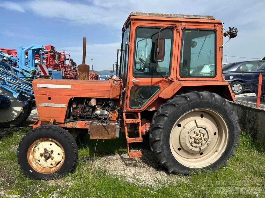 Belarus MTZ 560 Traktoren