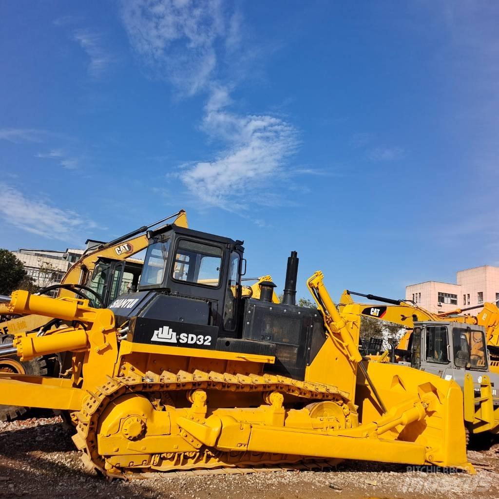 Shantui SD 32 Bulldozer