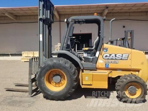CASE 586H Geländestapler